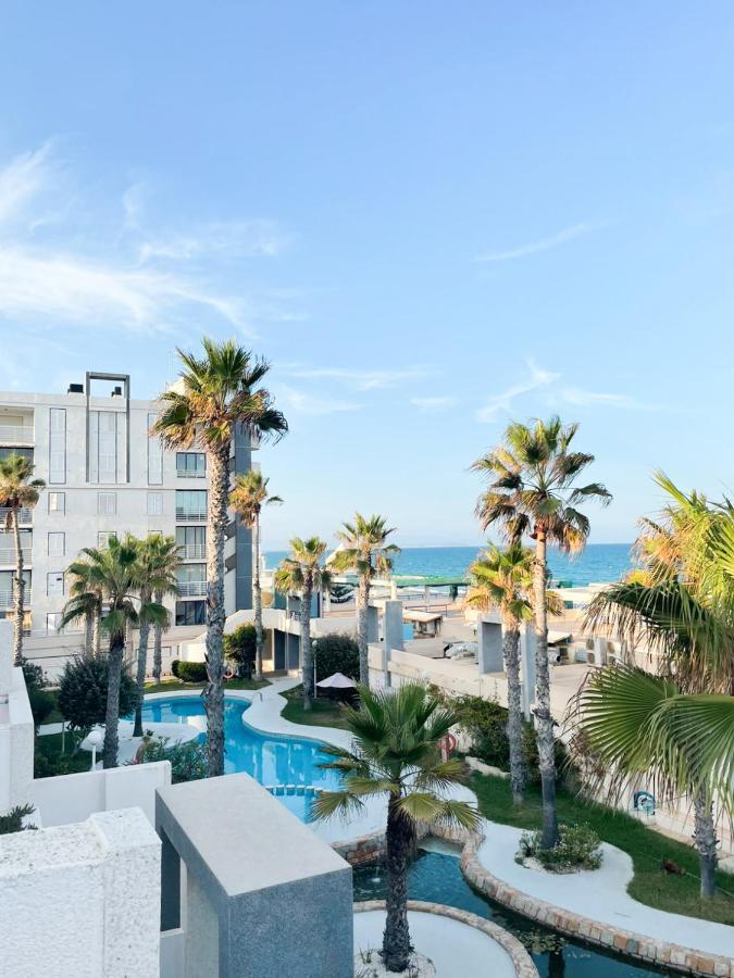 Breathtaking Apartment Torrevieja Eksteriør billede