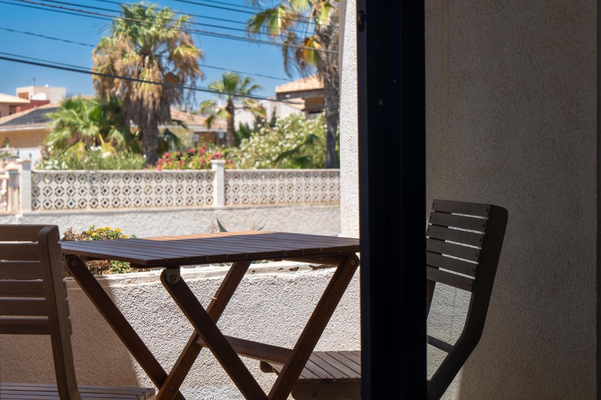 Breathtaking Apartment Torrevieja Eksteriør billede